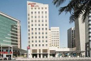 Ibis Deira Creekside