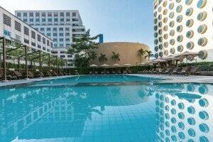 Holiday Inn Bangkok Silom by IHG