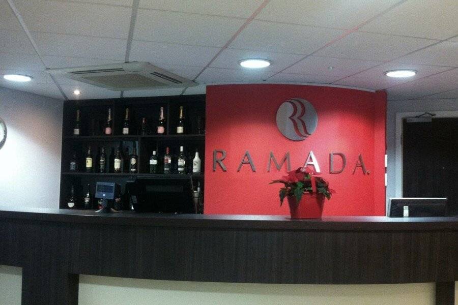 Ramada London Stansted Airport front desk,bar,lobby,