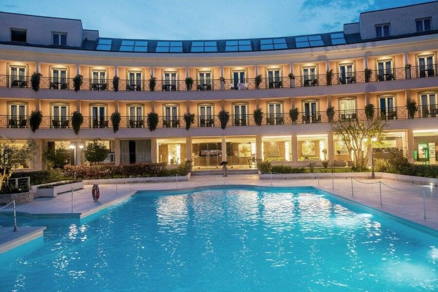 Hotel Isola Sacra Rome Airport facade,outdoor pool