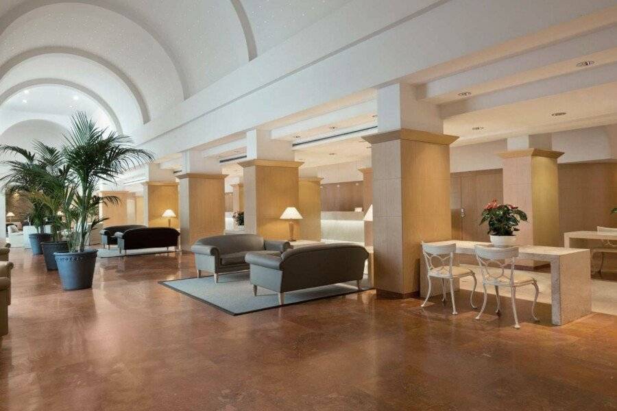 Hilton Rome Airport lobby