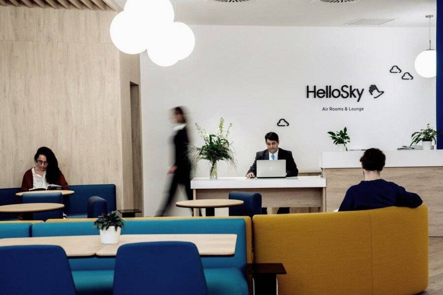 Air Rooms Rome Airport by HelloSky lobby,front desk