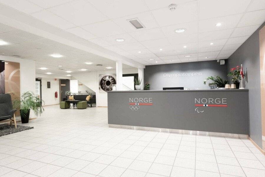 Olympiatoppen Sportshotel - Scandic Partner lobby,front desk,