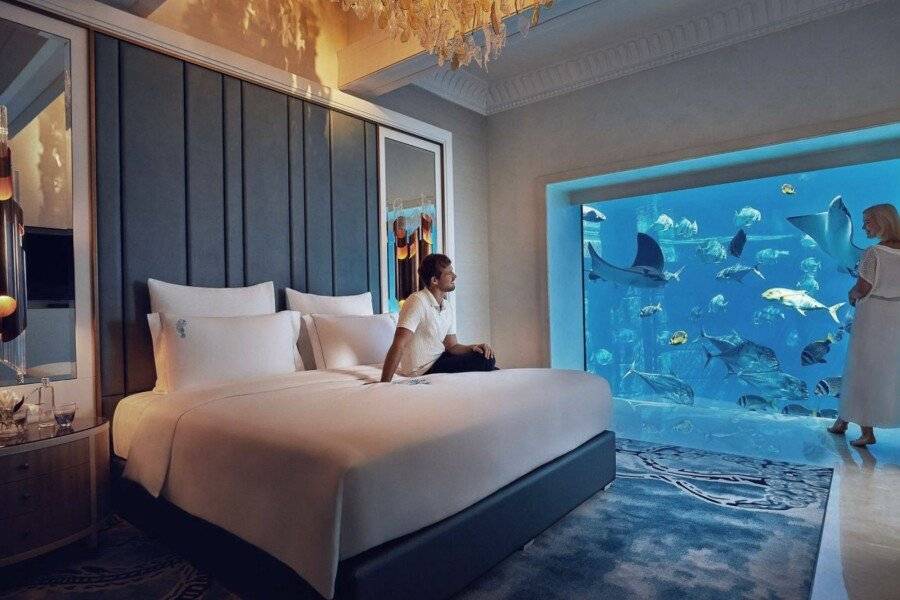 Atlantis, The Palm hotel bedroom