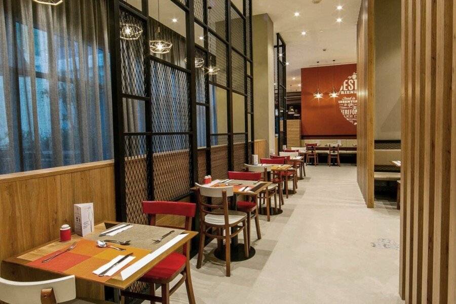 Ibis Al Barsha restaurant