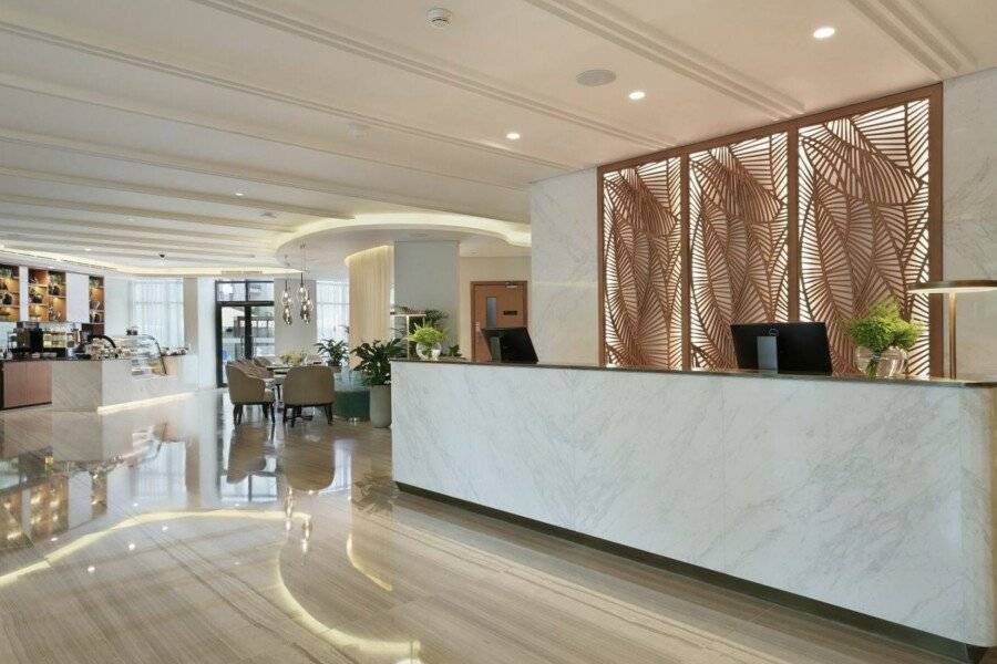 Arabian Park, an Edge by Rotana Hotel lobby,front desk