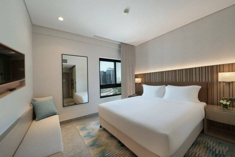 Arabian Park, an Edge by Rotana Hotel hotel bedroom