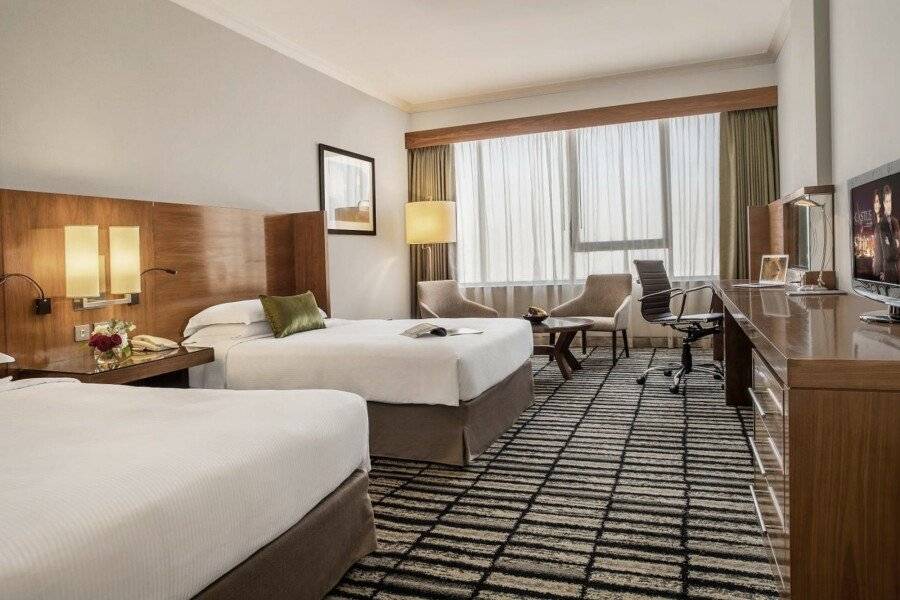 Jumeira Rotana – hotel bedroom