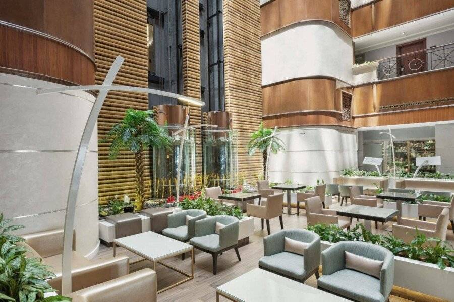 Howard Johnson Plaza by Wyndham Deira lobby