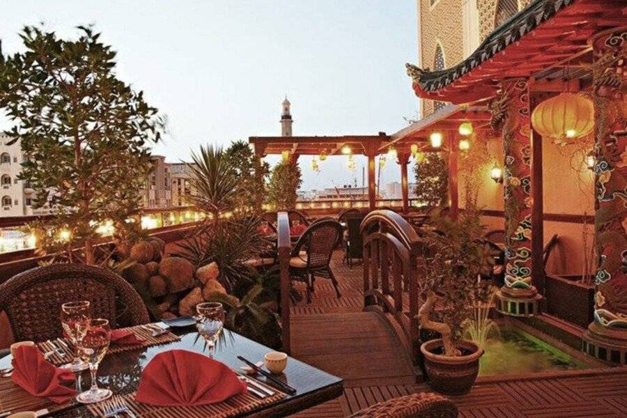 Arabian Courtyard Hotel & Spa restaurant, balcony