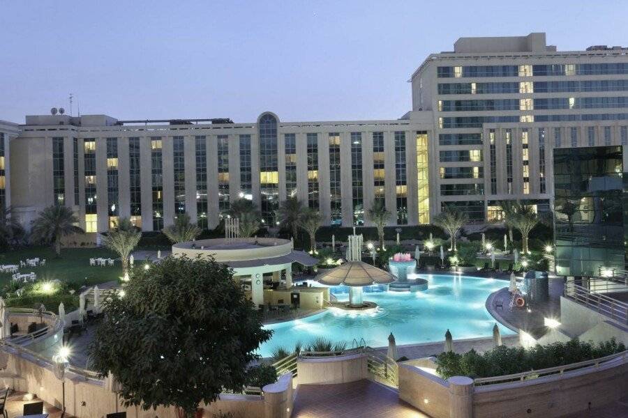 Millennium Airport Hotel facade,outdoor pool