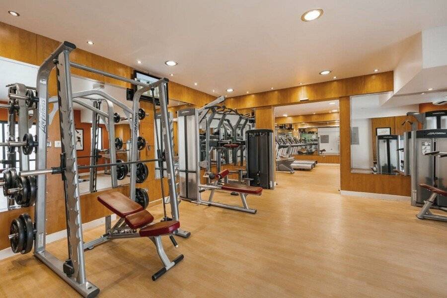 Golden Sands Hotel Apartments fitness centre