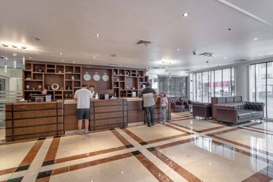 Majestic Premier Hotel Burdubai lobby,front desk