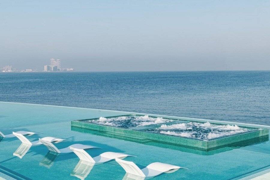 Jumeirah Burj Al Arab infinity pool,ocean view