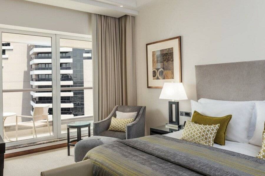 Grosvenor House, a Luxury Collection Hotel, hotel bedroom,balcony