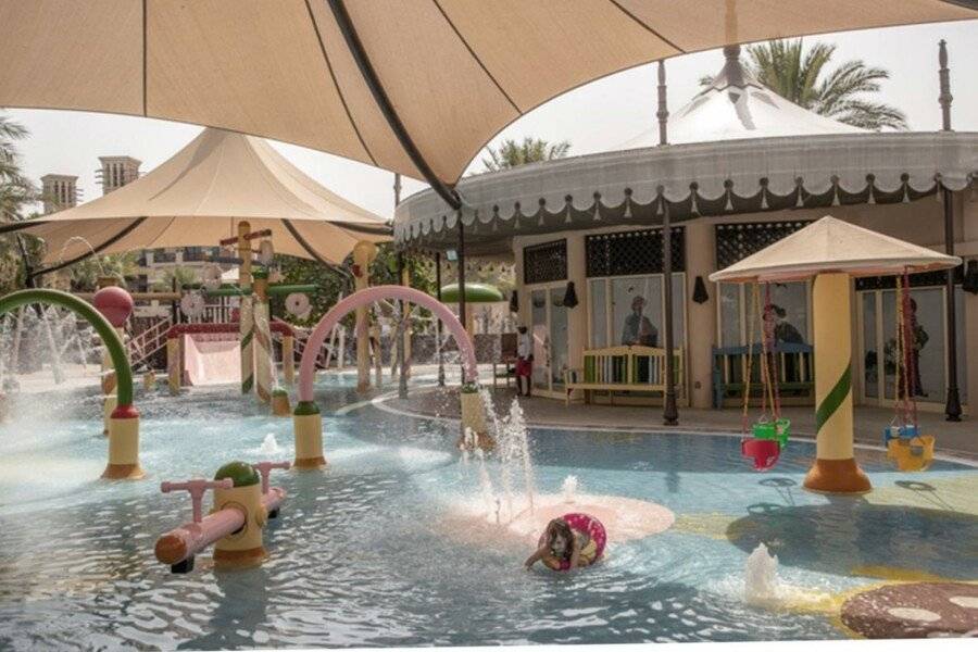 Jumeirah Al Qasr kids pool,kids club,