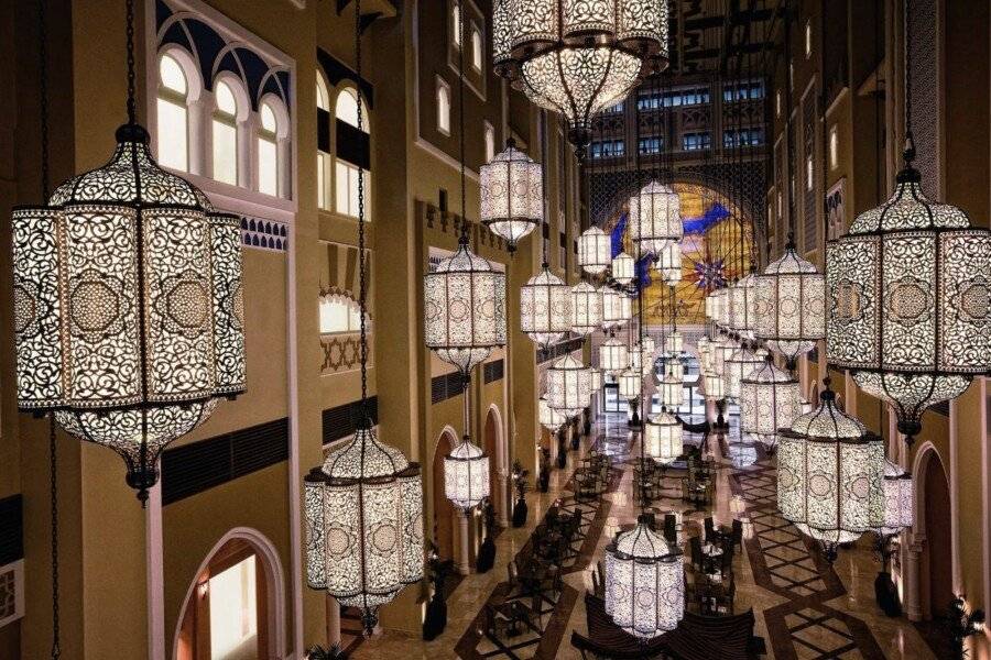 Oaks Ibn Battuta Gate 