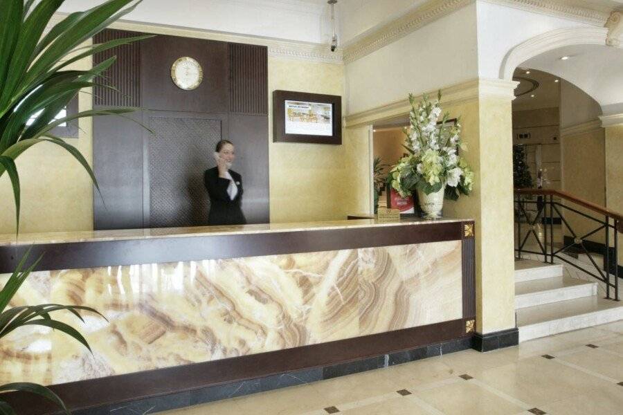 Chelsea Plaza Hotel lobby,front desk,