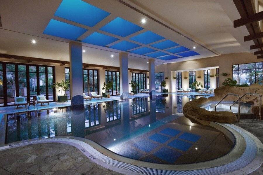 Grand Hyatt Residence indoor pool,spa