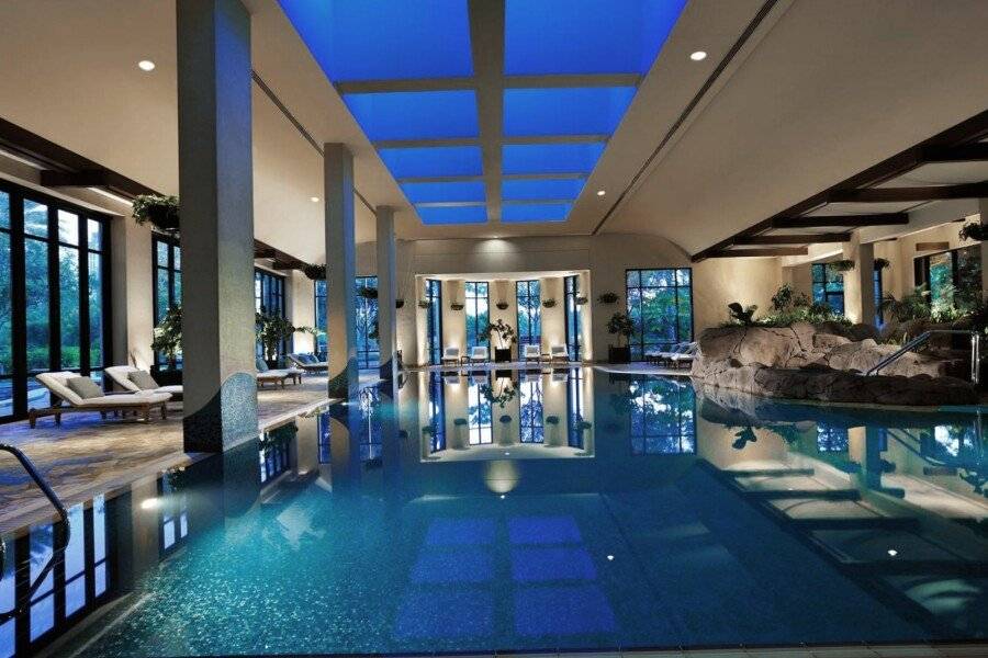 Grand Hyatt Residence indoor pool,spa