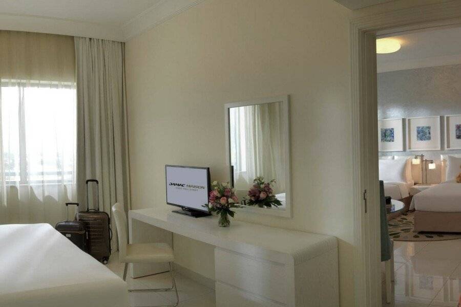 DAMAC Maison Mall Street hotel bedroom