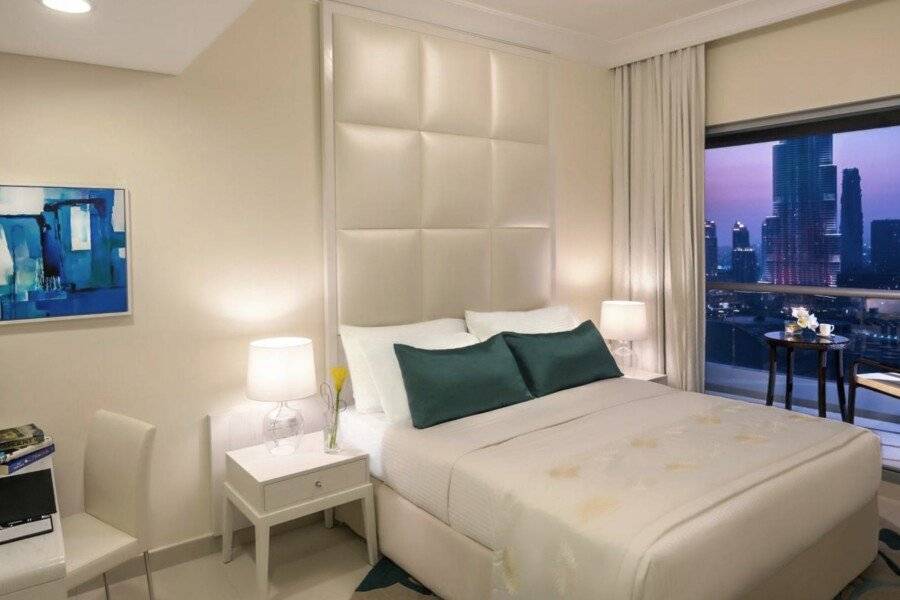 DAMAC Maison Mall Street hotel bedroom,ocean view