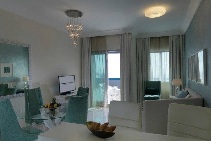 DAMAC Maison Mall Street hotel bedroom,ocean view