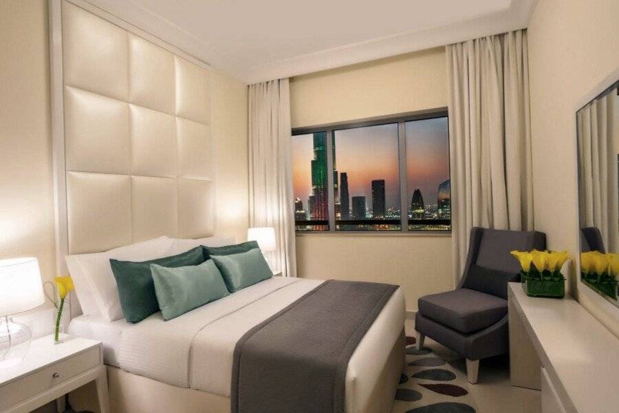 DAMAC Maison Mall Street hotel bedroom,ocean view