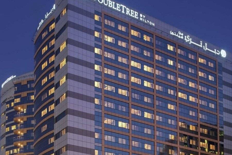 DoubleTree by Hilton Hotel and Residences – Al Barsha facade