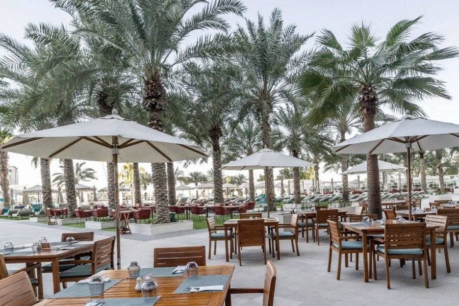 DoubleTree by Hilton Jumeirah Beach restaurant,garden