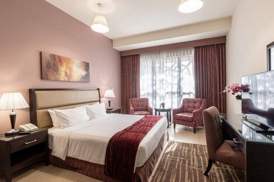 Roda Amwaj Suites Jumeirah Beach Residence hotel bedroom