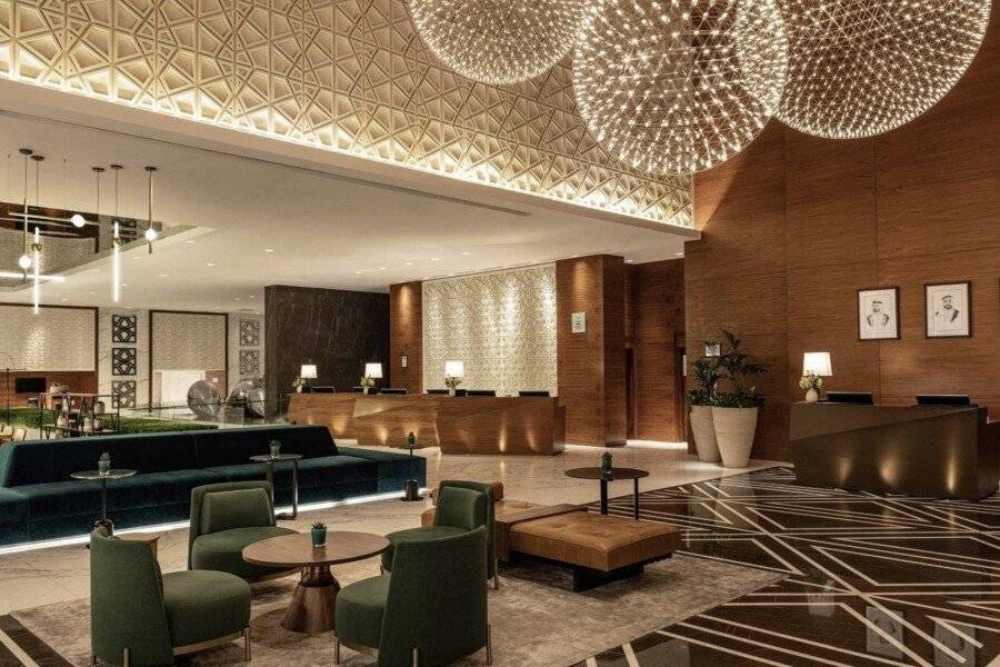 Sheraton Grand Hotel, lobby