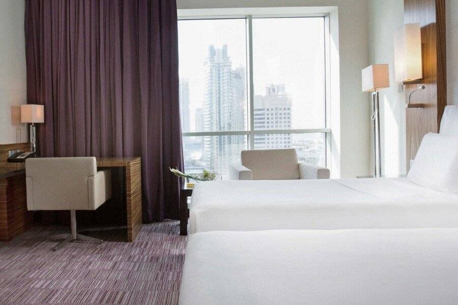 Pullman Jumeirah Lakes Towers hotel bedroom