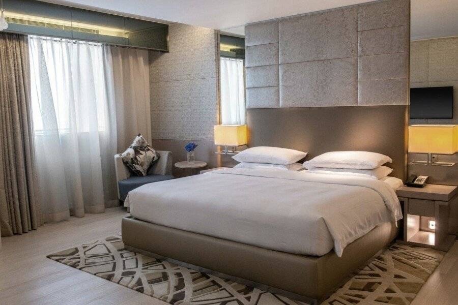 Hyatt Regency Creek Heights Residences hotel bedroom