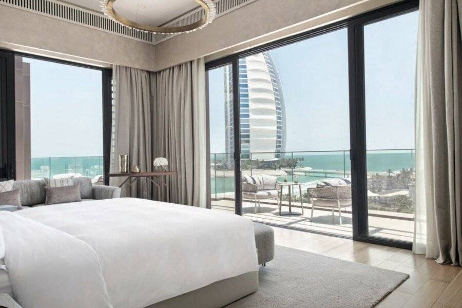 Jumeirah Al Naseem hotel bedroom,ocean view