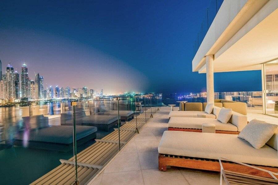 FIVE Palm Jumeirah rooftop pool,ocean view