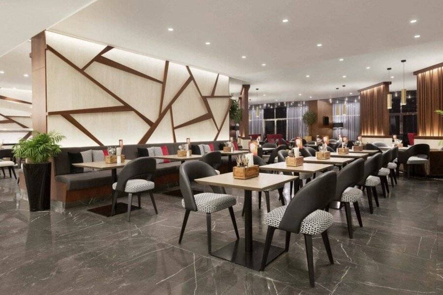 TRYP by Wyndham restaurant