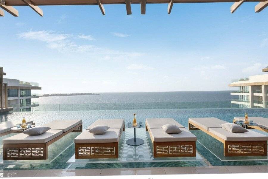 Mandarin Oriental Jumeira, infinity pool,ocean view