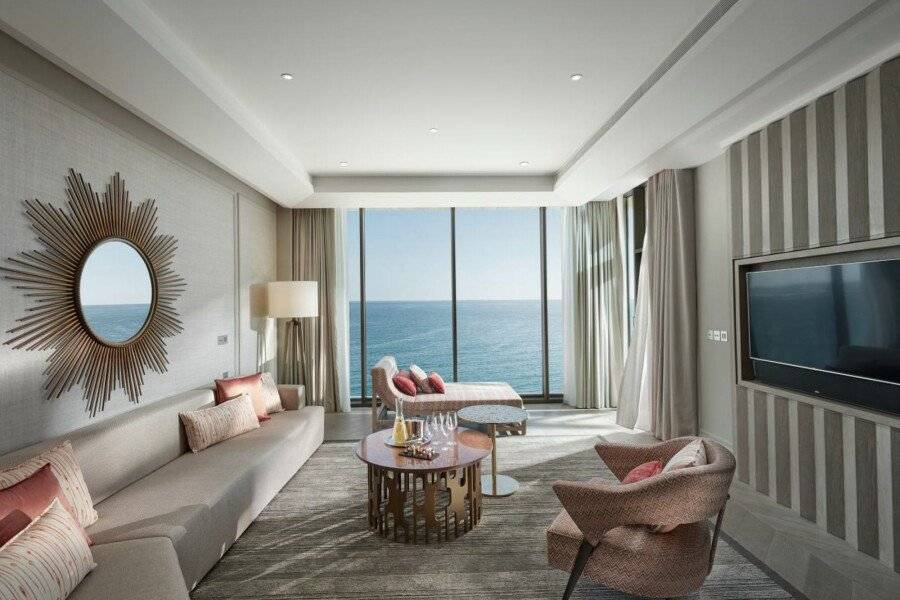 Mandarin Oriental Jumeira, hotel bedroom,ocean view