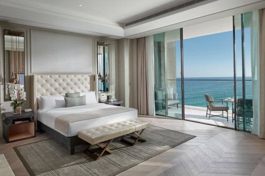 Mandarin Oriental Jumeira, hotel bedroom,ocean view