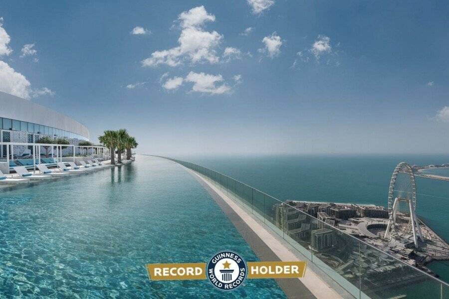 Address Beach Resort infinity pool,ocean view