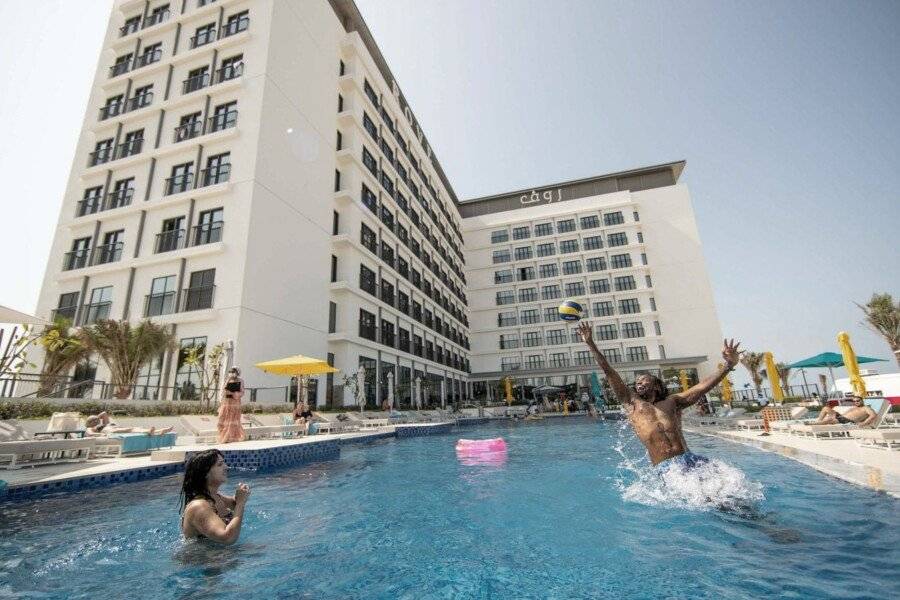 Rove La Mer Beach, Jumeirah outdoor pool,hotel facade