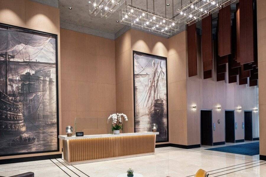 DoubleTree by Hilton M Square Hotel & Residences lobby, front desk