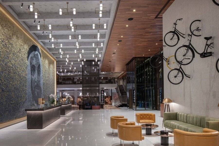 DoubleTree by Hilton M Square Hotel & Residences lobby