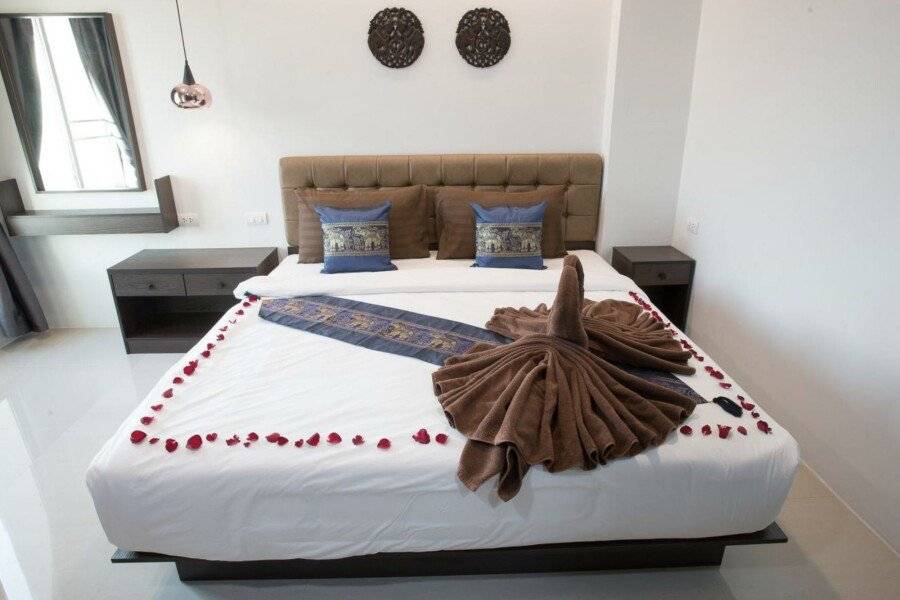 Pongsakorn Boutique Resort hotel bedroom