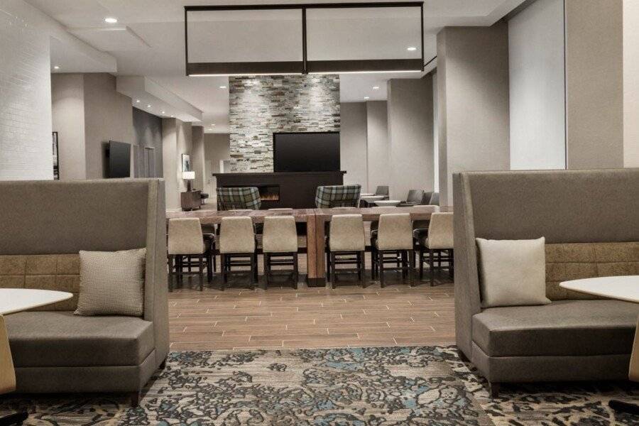 Residence Inn by Marriott New York JFK Airport lobby