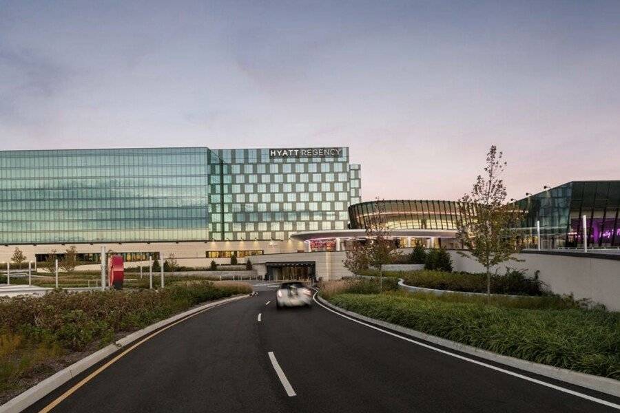 Hyatt Regency JFK Airport at Resorts World New York facade