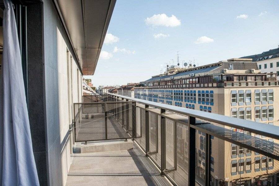 Spice Hotel Milano balcony