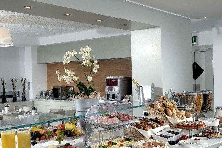 Best Western Hotel City breakfast, restaurant