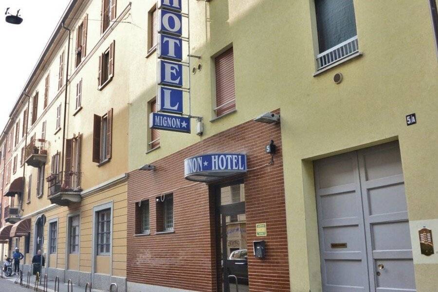 Hotel Mignon facade, hotel facade